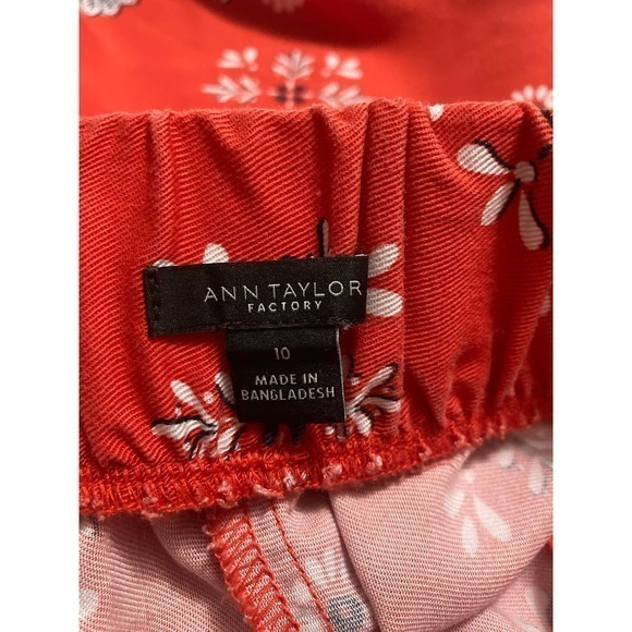 Ann Taylor Pull On Shorts Size 10 Orange White Navy Floral - Picture 6 of 8